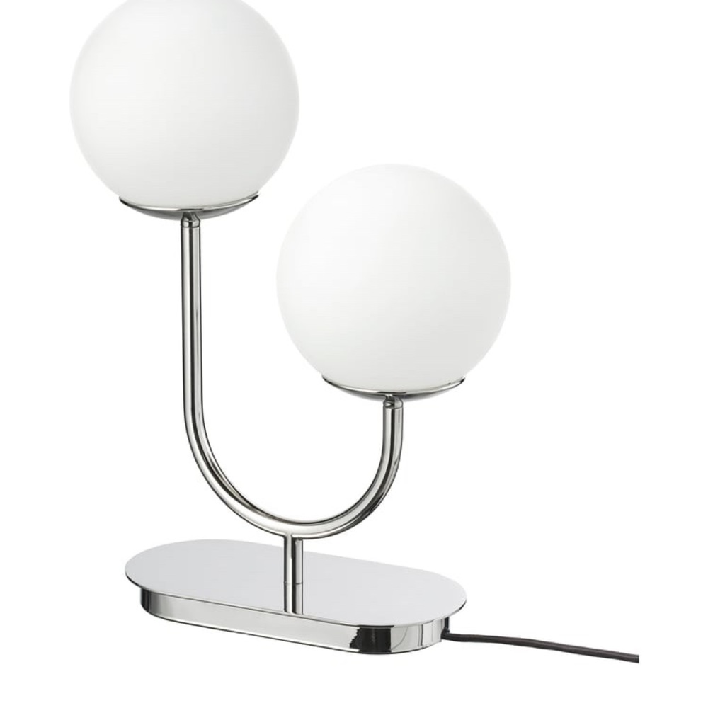 IKEA Dual Globe White Table Lamp absolutely gorgeous! - Picture 3 of 14